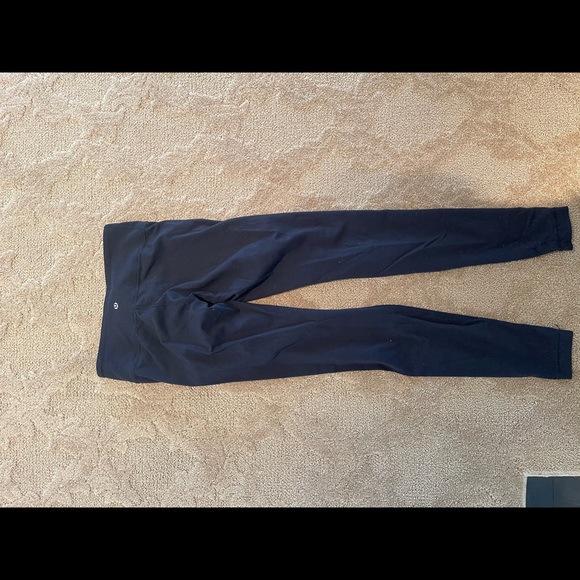 Lululemon Wunder Under Leggings - Picture 5 of 8